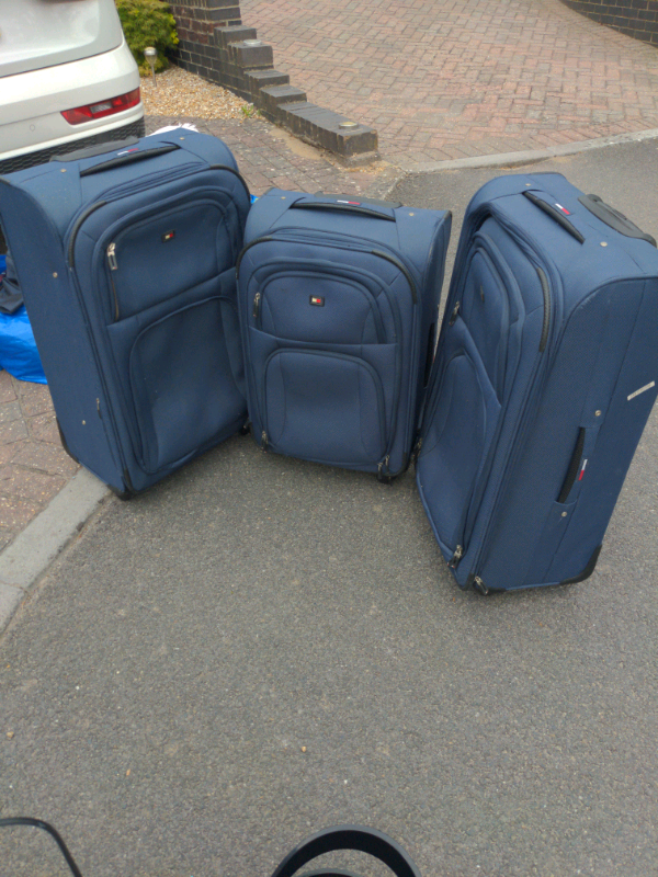 tommy hilfiger suitcase sets